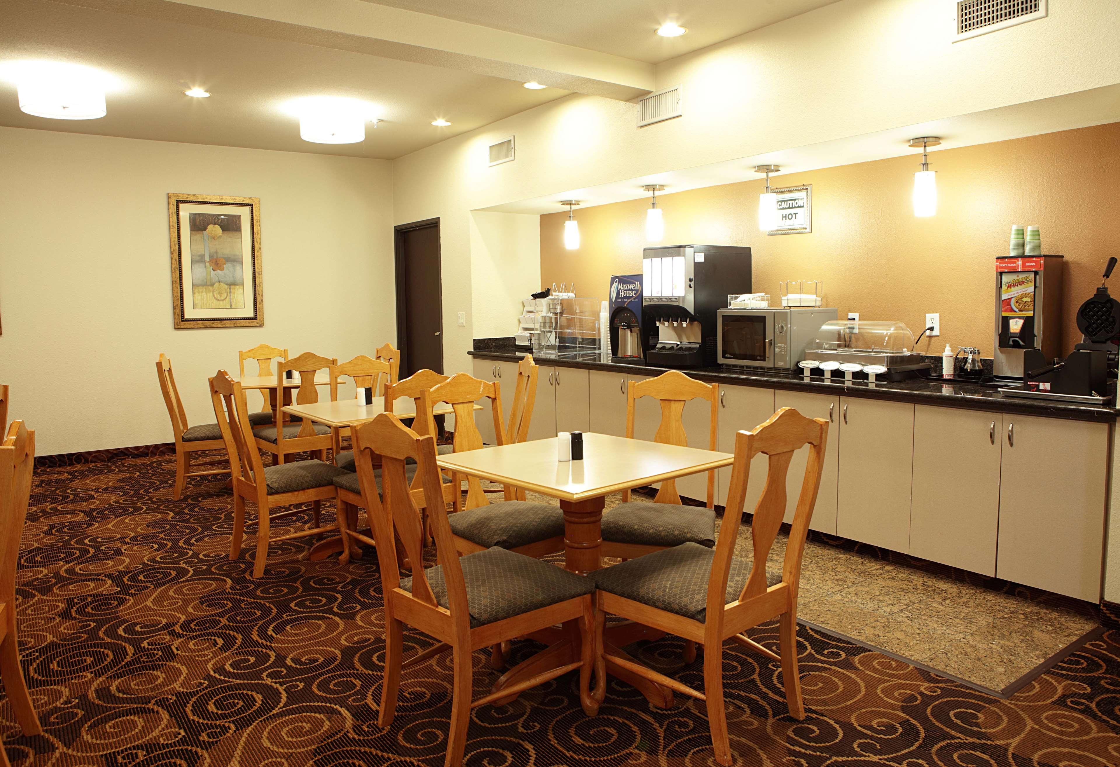 Best Western Northwest Inn Далас Екстериор снимка